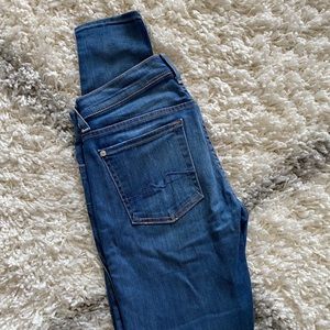 7 for all mankind Gweneveve skinny jeans. Med blue